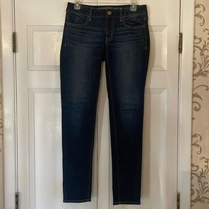 American Eagle Dark Wash Jegging Super Stretch